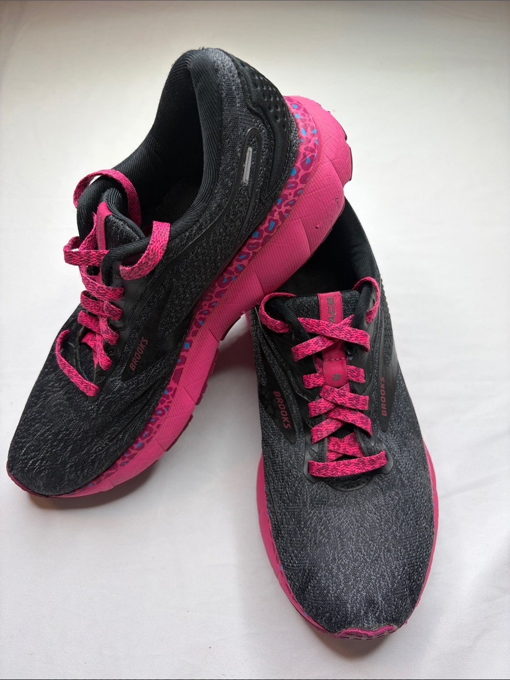 Brooks Women's Charcoal with Pink Lace Athletic Running Shoes